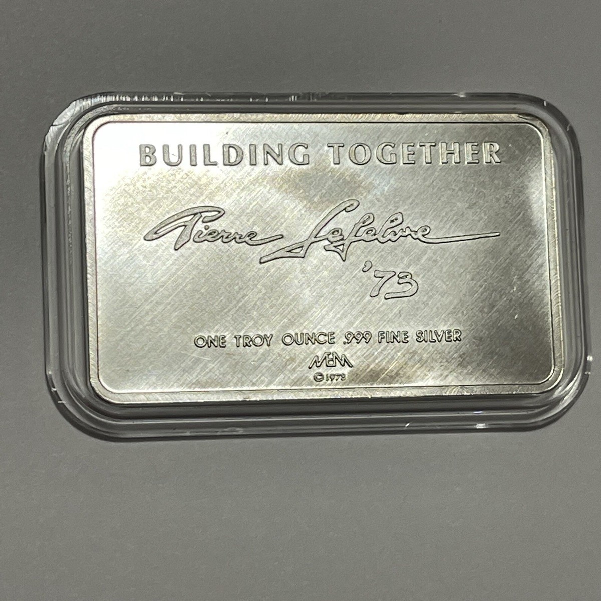 1973 Vintage Collector Bar Building Together 1 Troy Oz .999 Fine