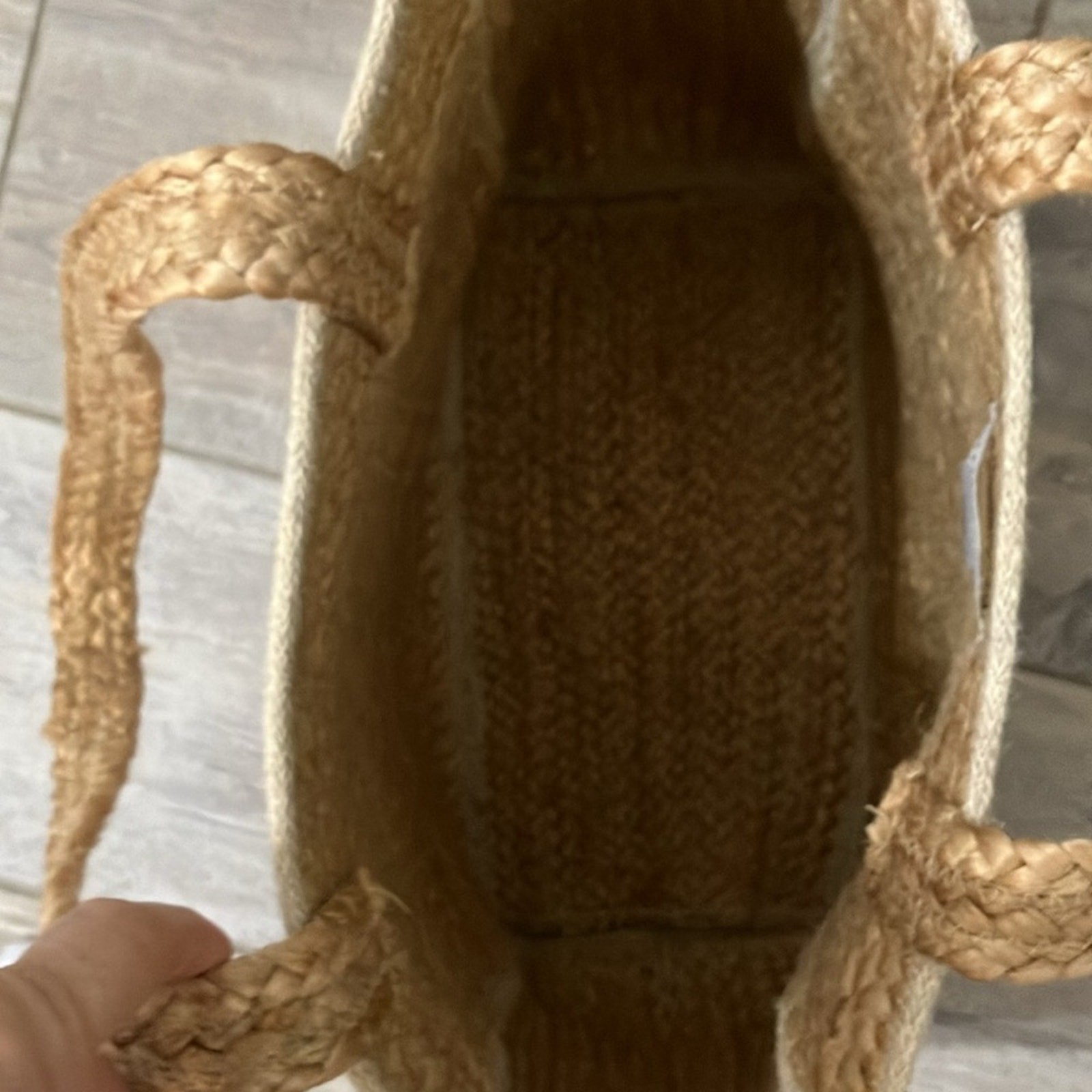 Picture 4 of 5