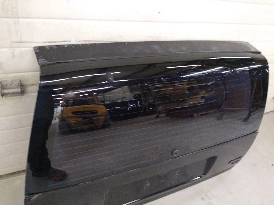 Volvo 850 Tailgate Liftgate Back Door Shell Panel With Glass Black 1993-1997 Foto 2 de 4