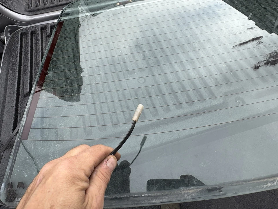 Ventana trasera Dodge Aspen  Foto 3 de 3