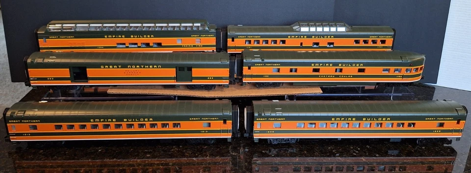 MTH O gauge  Premier Great Northern Empire Builder 3 Passenger Car Set, unused - Image 2 of 4