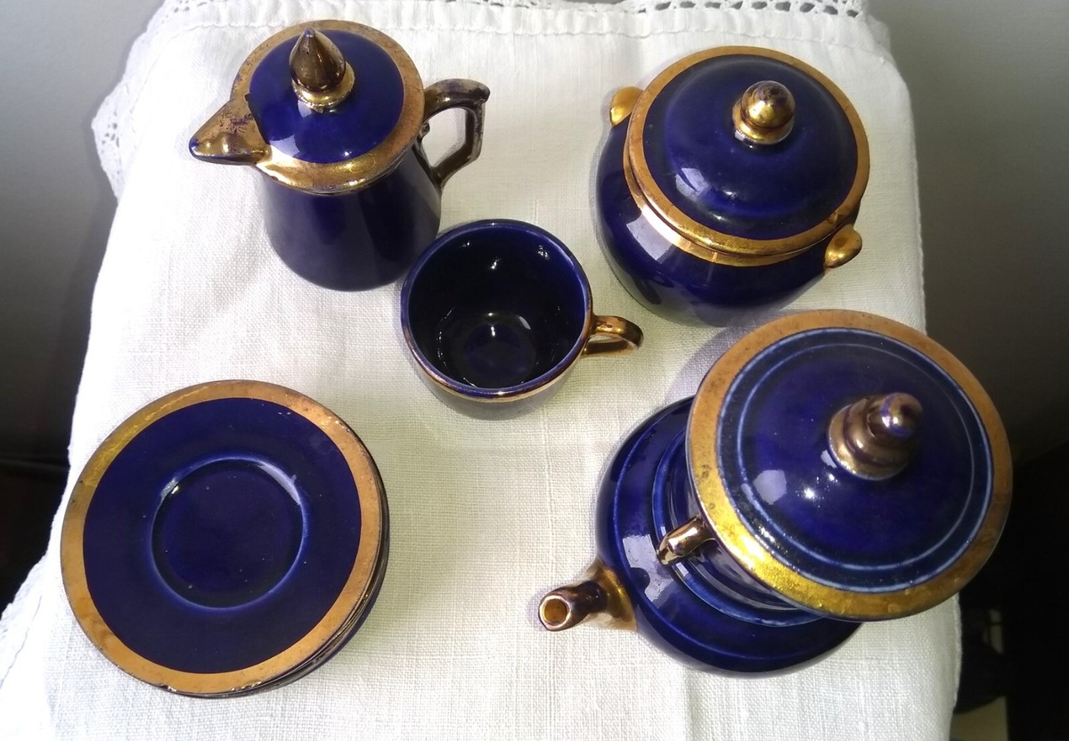 Dinette ancienne tasses soucoupes st uze - Collection