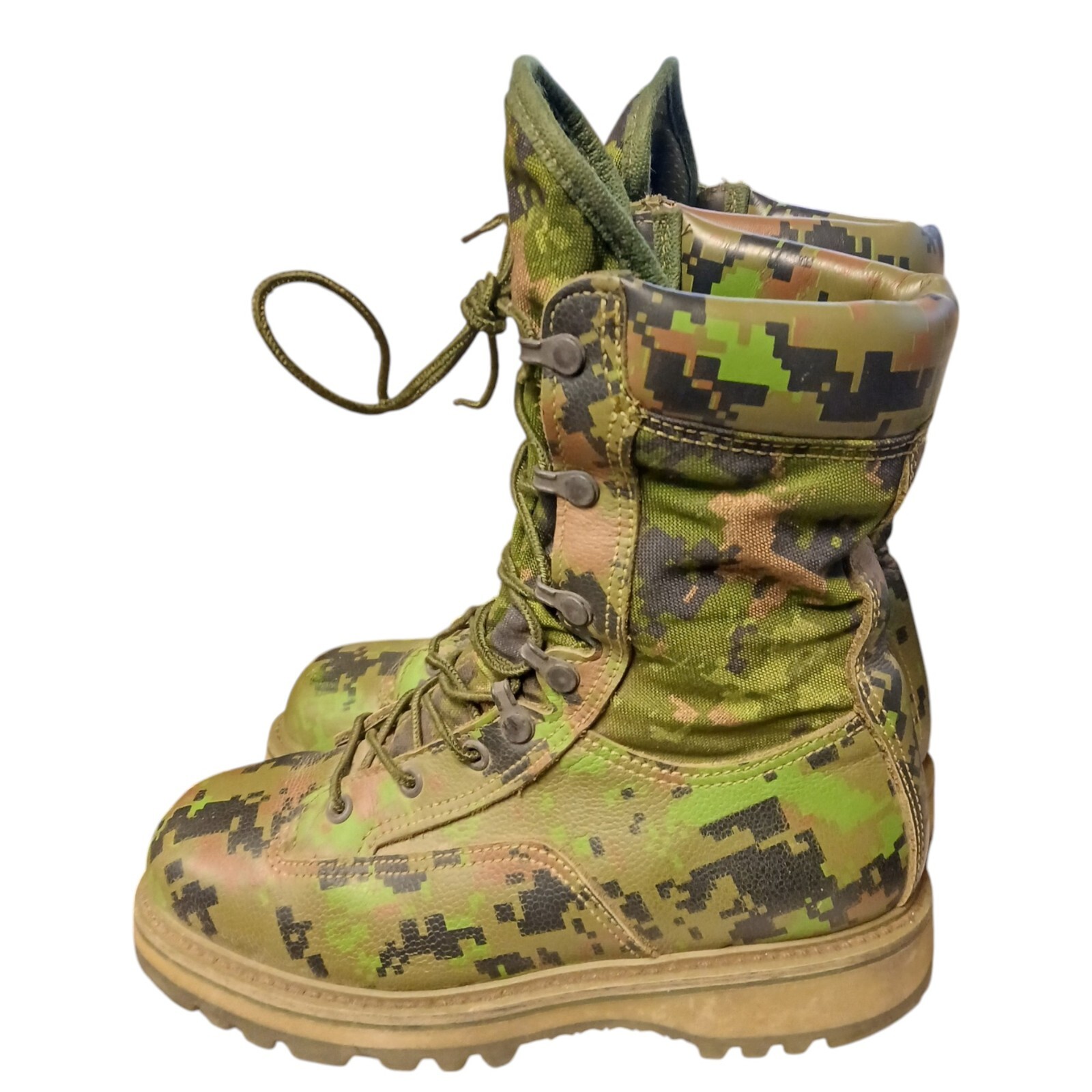 Canadian Armed Forces Prototype Temperate CADPAT … - image 2