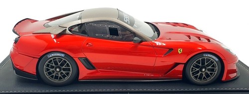 BBR 1/18 Scale P1815 Ferrari 599XX Race Version 2009 - Red F1 2007/Matt Grey - Picture 4 of 6