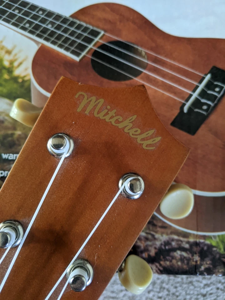 New W/Box Mitchell Concert Ukulele MU40C - Image 4 of 4