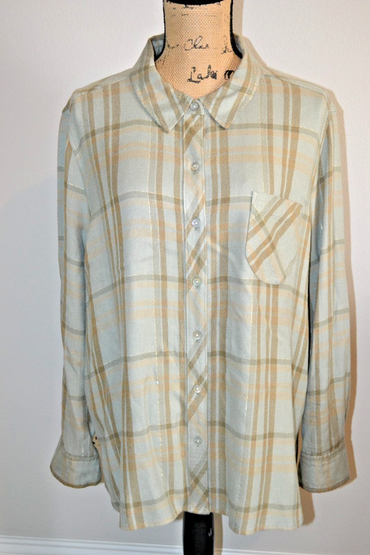 Tommy Bahama Womens Light Olive Green Shirt w Button Front - XL