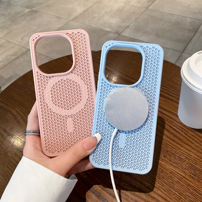 For vivo iQOO 15 Magnetic Heat Dissipation Breathable Protective