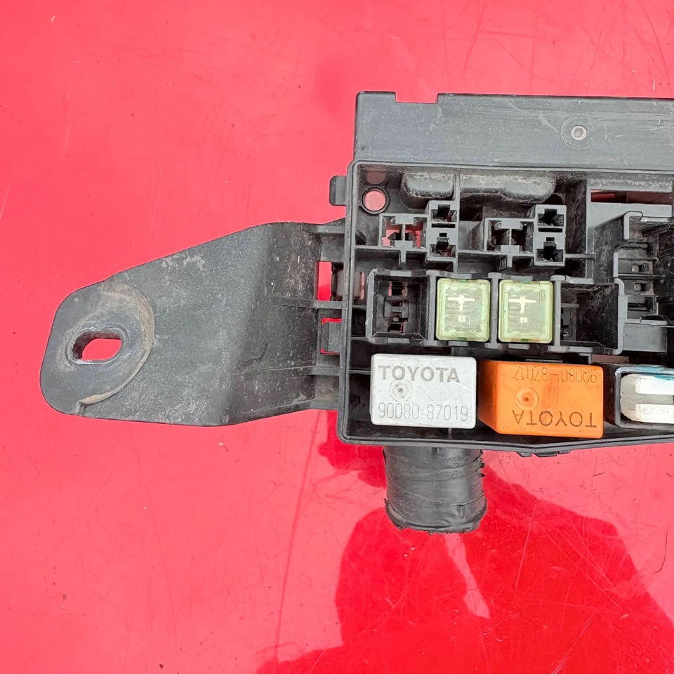 TOYOTA Corolla Verso 2008 Fuse Box - Image 4 of 4