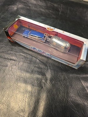Hot Wheels Airstream Dream Vehicle Set | eBay