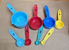 Set of (8) Tasty Measuring Spoons and Measuring Cups