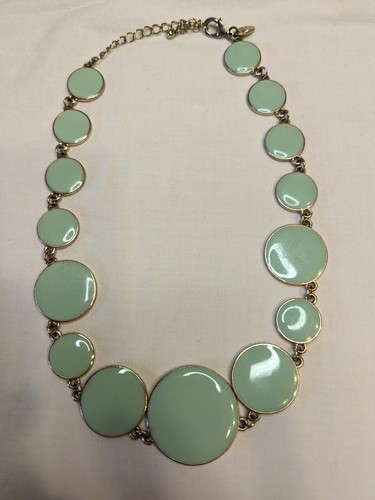 Necklace Green Disks Silver Tone C Trademark 20 Inch