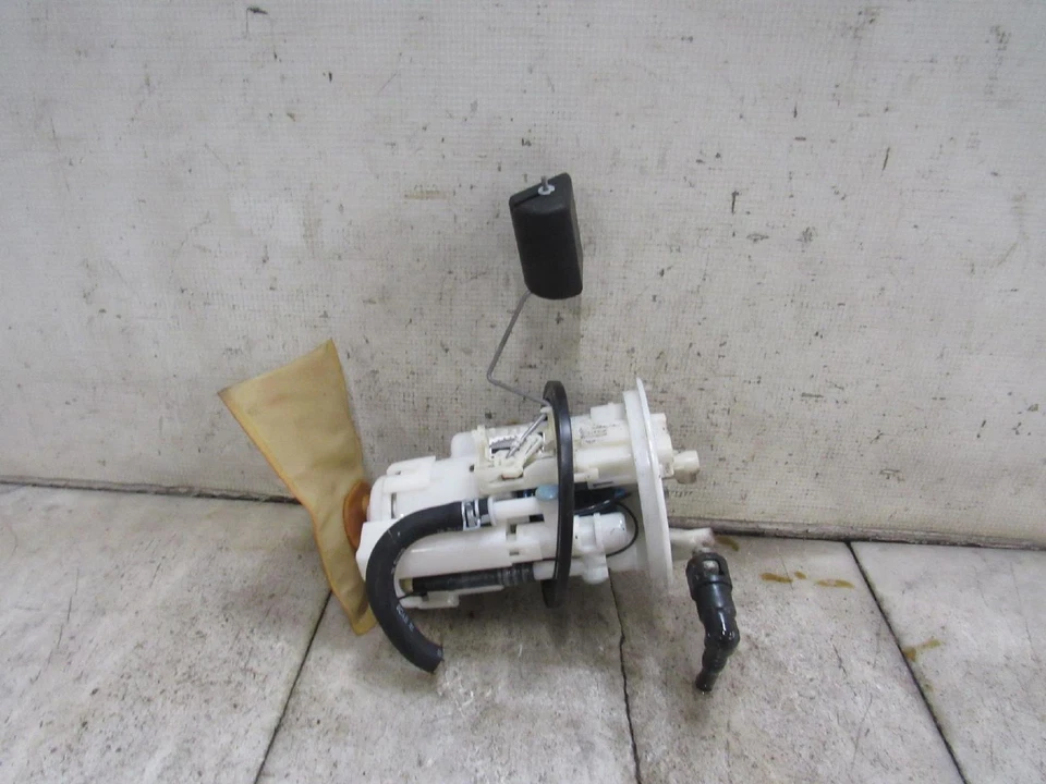 05 06 07 08 ACURA RL FUEL PUMP OEM - Image 2 of 2