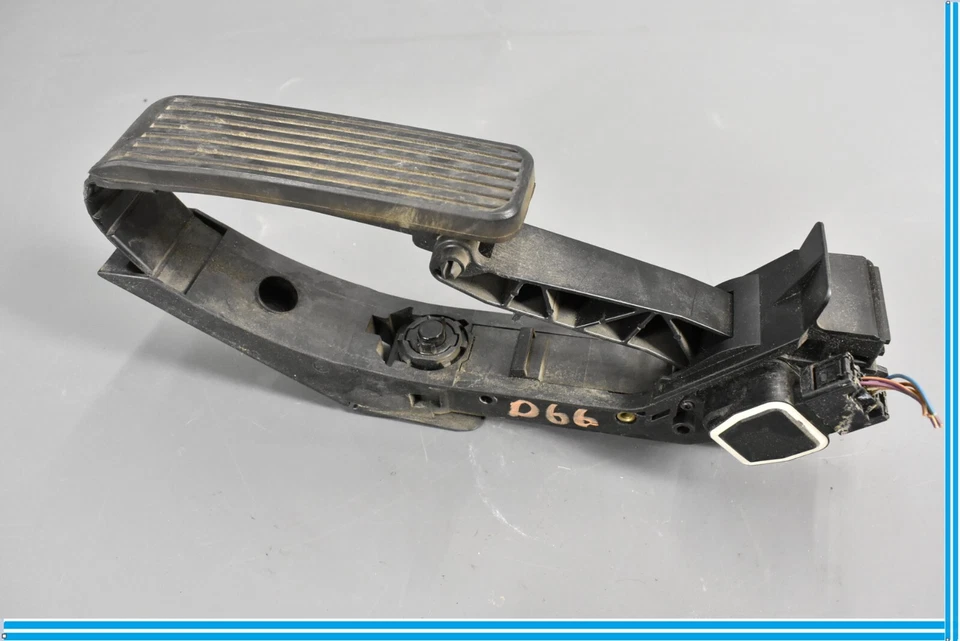 07-09 MERCEDES-BENZ W221 S550 S600 S500 ACELERADOR PEDAL CON SENSOR Foto 2 de 4