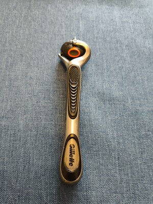 Gillette Fusion ProGlide Rasierer + 2 Klingen NEU