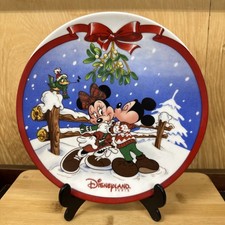 VINTAGE DISNEY MICKEY & MINNIE CHRISTMAS PLATE 1990s COLLECTIBLE BOXED (DP7)