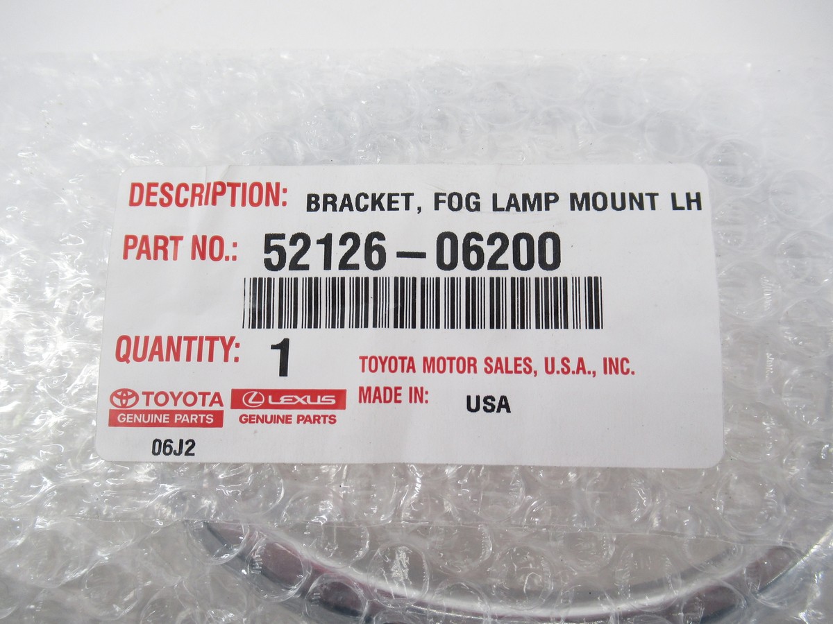Genuine OEM Toyota 52126-06200 Driver LH Fog Lamp Mount Bezel 2012