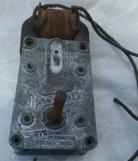 VINTAGE MOTORESEARCH CO ELECTRIC MOTOR GEARMOTOR RACINE WI *NOT TESTED
