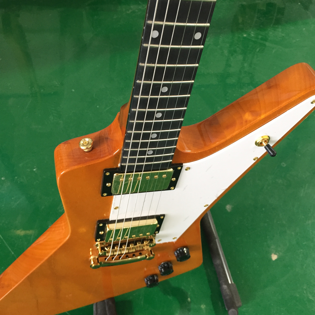 Explore Solid Body Electric Guitar Ebony Fretboard Gold Hardware Free