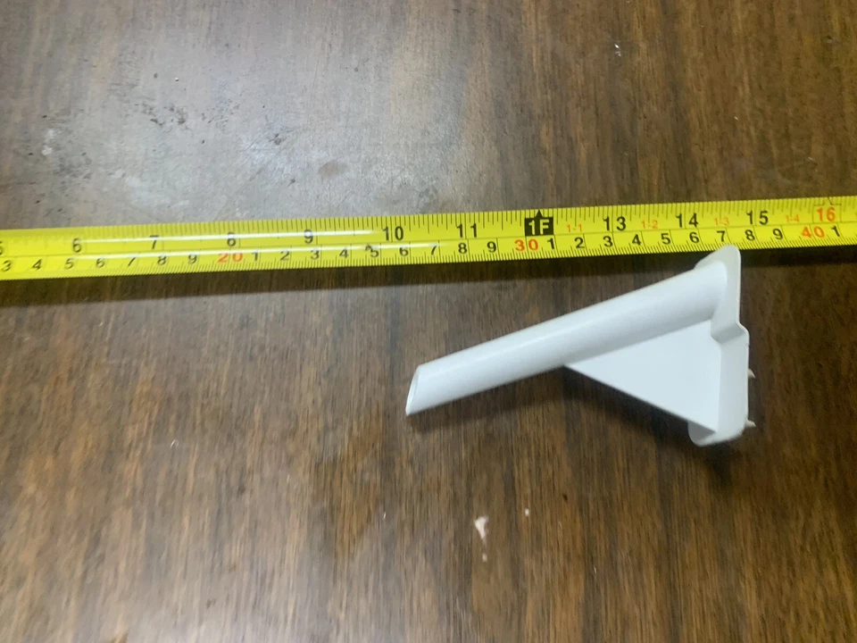 KENMORE REFRIGERADOR 253.51692104 Tubo de llenado para máquina de hielo Foto 2 de 4