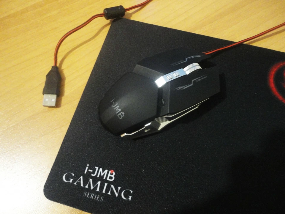i-JMB Wired USB LED Optical Gaming Mouse 3200DPI 7 Keys Set Gaming Mouse Pad - Image 3 of 4
