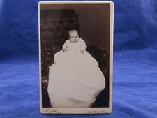 J.D. Kellogg Cabinet Photo Baby Infant AMAZING Gown Fabulous Chair Red Wing Minn