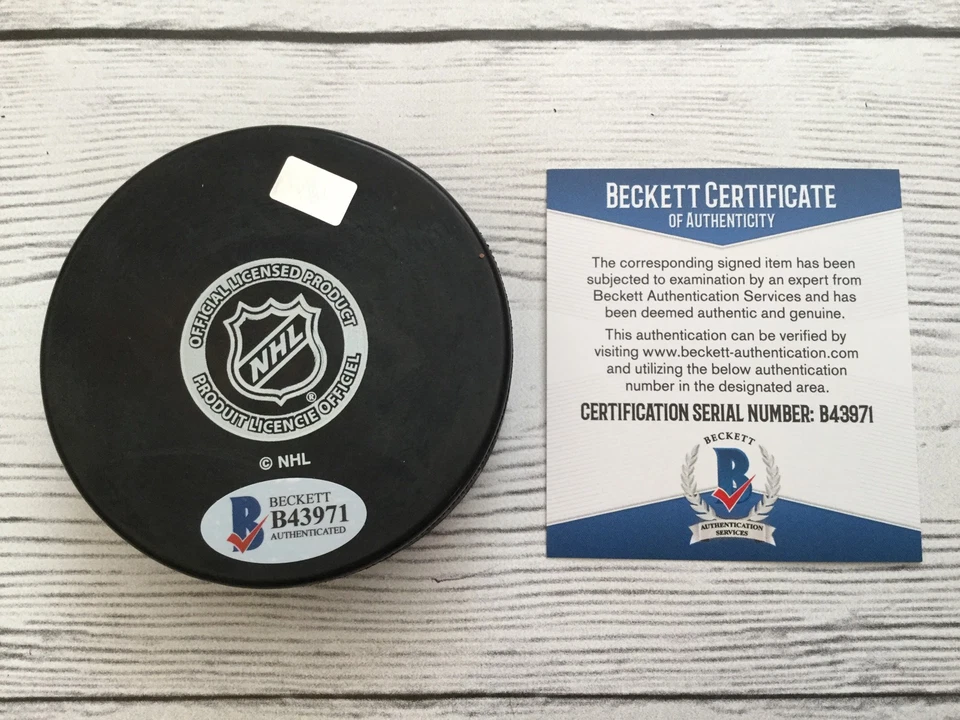 Pascal Dupuis Signed Pittsburgh Penguins Hockey Puck Beckett BAS COA c - Image 2 of 4
