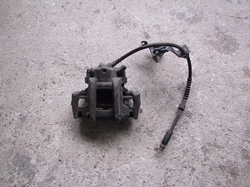BMW 1er F20 F21 Bremssattel mit Bremsträger 22/284 vorne rechts 6850644