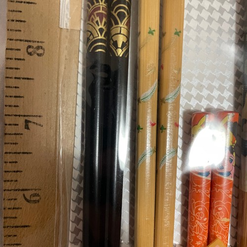 NIP Set of 5 Chopsticks - 4 Adult & 1 Childrens Pokemon Pikachu, Mew & Lucario 9 - Picture 11 of 12