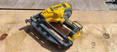 Dewalt DCN660N 18V 2nd Fix Nail Gun Body Only - Image 1 of 4