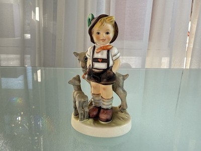 Hummel figurine 200/0, baby goat, 12 cm. First choice - excellent condition.