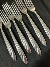 International Oneida Spring Lily Stainless Flatware