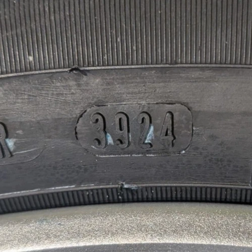 Winterkomplettrad-Satz Opel (e Zafira life 225-55R17 101V Fulda Winterräder 71 - Bild 4 von 4