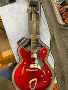 DeArmond Starfire 6 string Electric/acoustic  guitar.  —item # 54