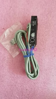 1Pcs New Omron Fiber Amplifier E3XJ-CE4(no box)