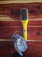 Drybar The Brush Crush Heated Straightening Brush Model 900-3605-4 Blow Dryer