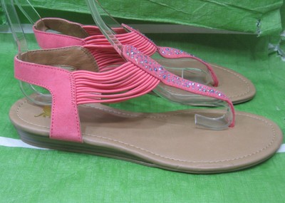 ladies pink sandals size 7