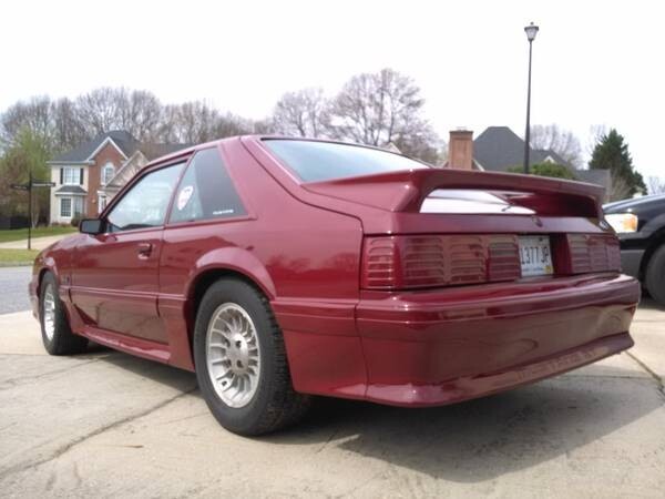 Ford GT 1987-1993 Center brake lights Set