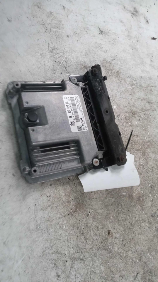 2013 Volkswagen Tiguan Engine Control Module ECM 06J906027FB OEM Used Foto 2 de 4