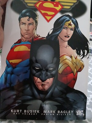 Trinity #1 (DC Comics July 2009)