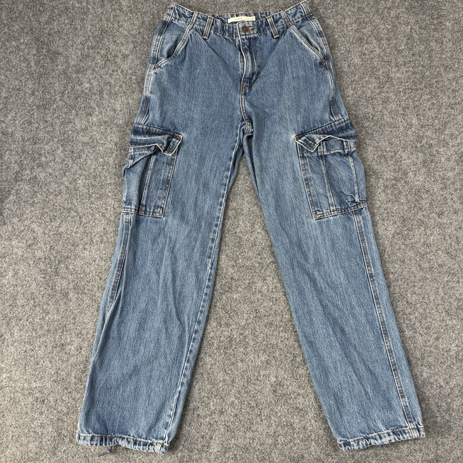👖 Levi’s '94 Baggy Cargo Jeans Womens Size 25 Blue Denim Wide (30x30)