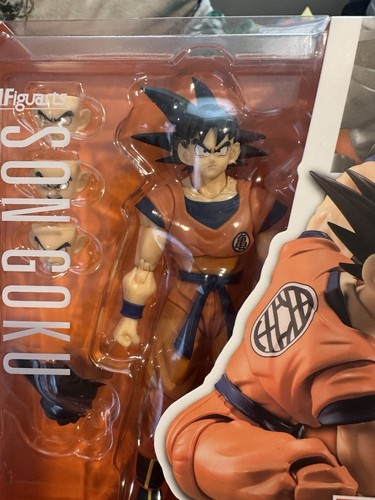 S.H. Figuarts Son Goku the Lowest Born Saiyan Target Exclusive - Imagen 2 de 5