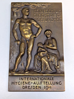 BRONZE MEDAL PLAQUE INTERNATIONAL HYGIENE AUSSTELLUNG EXHIBITION DRESDEN 1911