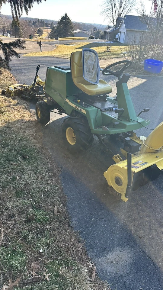 1998 john deere f725 lawn mower With Snow Thrower And 54” Deck Mulching - Image 3 of 4