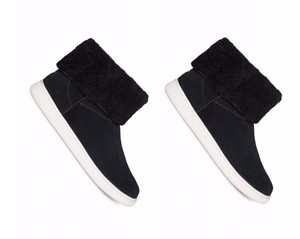 ugg mika classic sneaker black