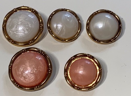 3 Boutons Anciens Roses Entourés - Diamètre 3 Cm - Neuf