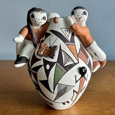 Traditional Hand Coiled Acoma Pottery Vase Native American Judy Lewis N M