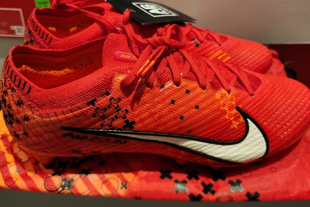 Nike Mercurial Zoom Vapor 15 Elite MDS AG-PRO CR7 FD1161-600 Nike Mercurial Zoom Vapor 15 Elite MDS AG-PRO CR7 FD1161-600