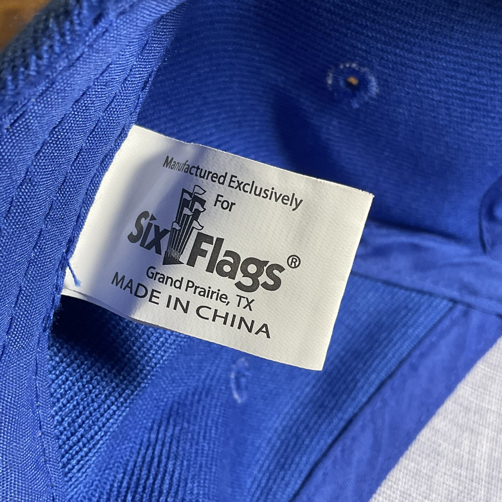 Superman Sixflags Hat - image 4