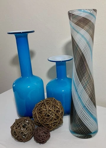 Dino Martens MCM Murano Art Glass Mezza Filigrana Vase