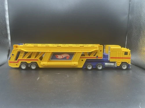 Vintage 1986 Hot Wheels Semi Truck Trailer Transporter Car Hauler Carrying Case